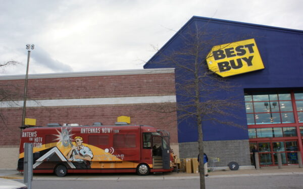 Results image of AD bus in front of Best Buy Norfolk