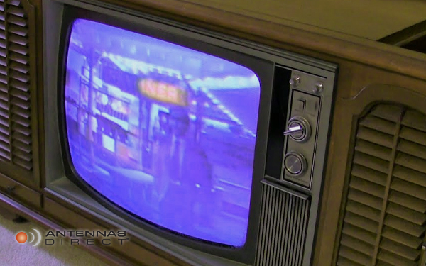 Results image of old box tv with dials