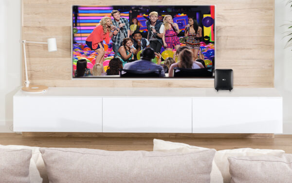 Results image of mounted TV in living room with Micron antenna