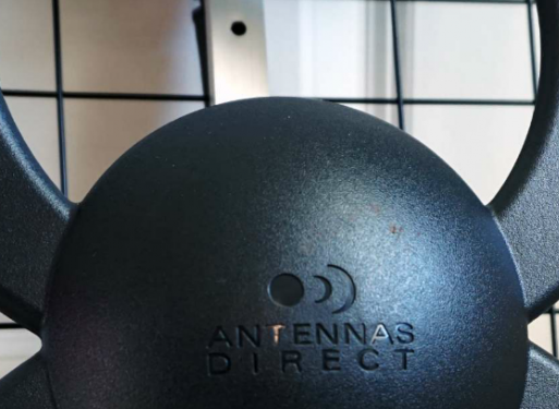 Results image of Antennas direct clearstream 2V up close